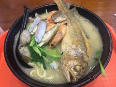 大黄鱼海鲜面-台州老六海鲜面馆(上南总店)