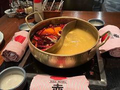 赤火锅锅底-赤RedBowl川锅·炙烤·板前(北京瑰丽酒店)