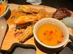 -大头虾越式风味餐厅(光明广场店)