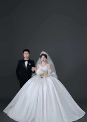 -雅云婚纱摄影工作室旗舰店