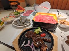 -享遇.锅姥姥牛排海鲜自助(小寨店)