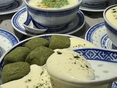 -蟹上黄·蟹黄面·江南糖水(人民广场店)