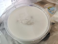 奶白酒-乍甸乳业鲜奶吧(红河水乡店)