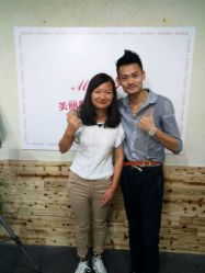 -镁连社·美联社