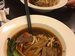 -康师傅私房牛肉面(马泉营奥莱店)