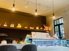 -Fridi Patisserie Cafe