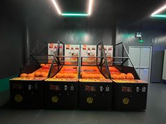 -极限PLAY运动娱乐新世界·团建派对表演休闲馆·室内高空游乐园