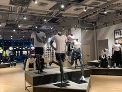 -NIKE佛山胜利换季优惠店