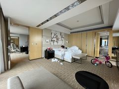 -上海宝华万豪酒店