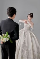 -拾年·定制婚纱摄影