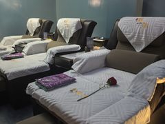 -秘地·影院式足浴SPA(凤三旗舰店)