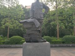 英雄广场-英雄广场