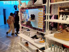 -NIKE KICKS LOUNGE体验店(北京新中关店)