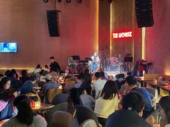 -TZ House音乐现场(来福士中心店)