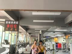 -耀恒健身(南浦地铁店)