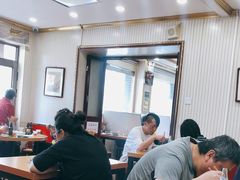 大堂-门框胡同百年卤煮(新街口店)