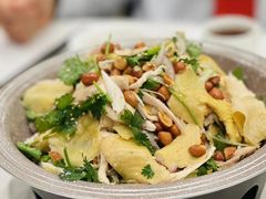 手撕盐焗鸡-山泉公馆酒家(广州东站店)
