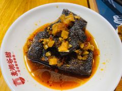 老长沙臭豆腐-呷佬·长沙手工米粉(金沙江路店)