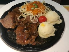 -豪客来牛排(华创国际广场店)