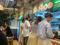 -云阿蛮云南生烫牛肉米线(奉贤路店)