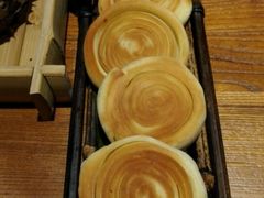 摩登粑粑-云海肴·汽锅鸡·云南菜(天津国金汇店)