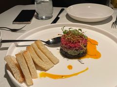 牛肉塔塔配牛油果黑橄榄酱-Solo(衡山路店)