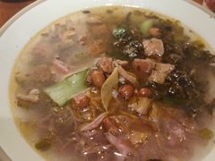 -八月美食小馆(银泰城总店)