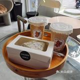吃了一口奶油就停不下来，不过蛋糕有一丢丢干