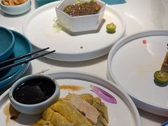 -荷塘秋月·本帮江浙菜(国权路店)