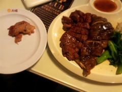 烧味双拼-新大咀港式茶餐厅(宝山万达店)