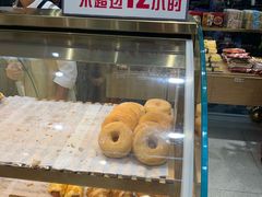 甜甜圈-裕兴烘焙(新桥西路店)