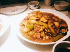 茄子炖蚬子-日丰园海肠水饺·老字号大连海鲜(和平广场店)