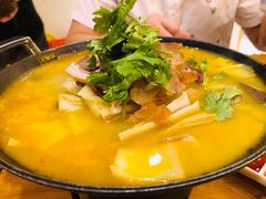 原味牛杂火锅-丁记盐蘸牛肉·新杭菜(河东路店)