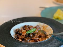 黑金蒜焖西班牙猪手-潮上潮(南中环店)