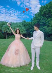 点击看大图 -挪娅婚纱摄影皇家会所