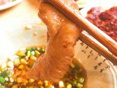 -渝嘴小老弟老火锅(华新村店)