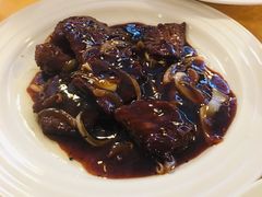 黑椒汁牛仔骨-丽笙精选海仑宾馆·海茂中餐厅