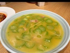 -渝信川菜 · 川味家常菜(财富购物中心店)