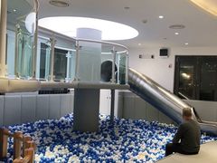 -龙格亲子游泳·水育早教运动中心(绿城店)
