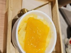 芒果奶昔双皮奶-杏甜品(尖沙咀加拿分道店)