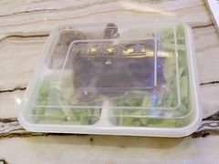 半成品芹菜小炒肉-金百万烤鸭店(马甸店)