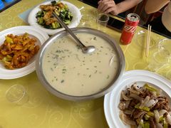-雪湖煜辰鱼头老店(雪野湖店)