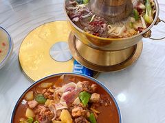 -撒拉人家.酸菜牦牛肉火锅