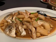 鲳鱼烧年糕-新荣记(建国门外大街店)