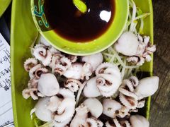 芥末白灼八爪鱼-贞姨美食·老字号海鲜大排档