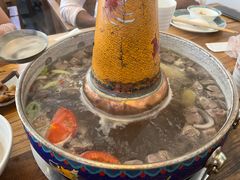 -毛辣果·贵州红酸汤牛肉火锅(西单店)