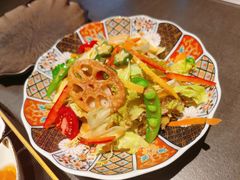 -铭牛烧肉·和牛海鲜自助(高新月牙湖店)