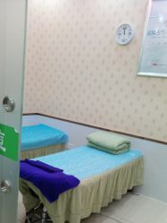 -苗医生专业祛痘·皮肤管理