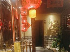 -鱼满舱·鲜活海鲜·正宗鲁菜