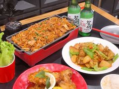 -红东阁东北菜烤肉酒馆(CROSS万象汇店)